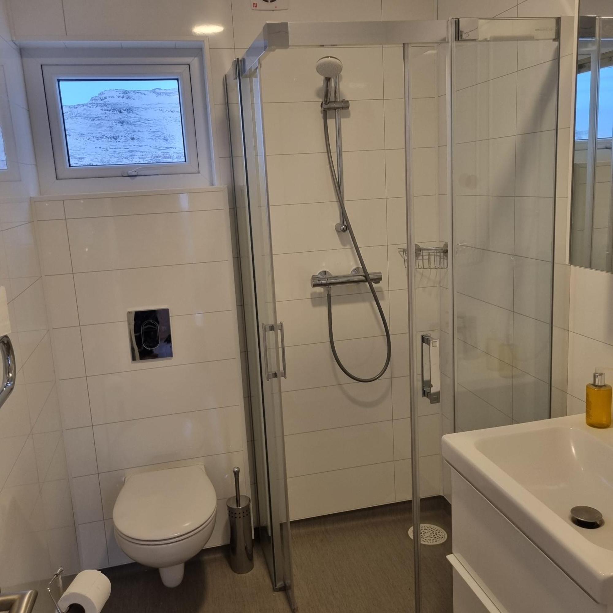 Hvammur 9 With Private Hot Tub Vakantiehuis Drangsnes